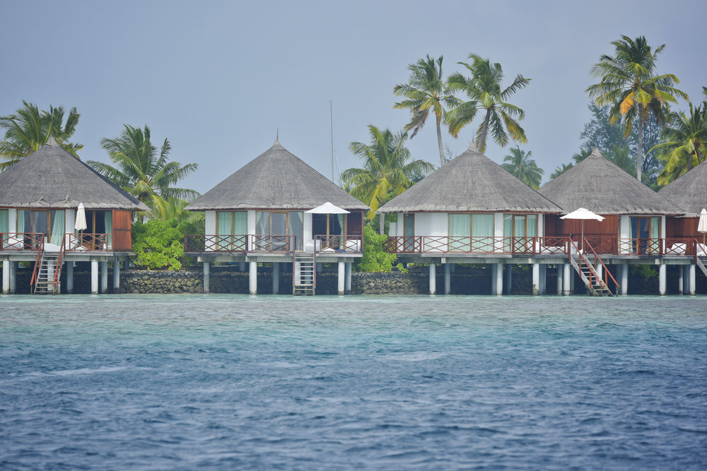 Safari Island Hotel Mushimasgali Exterior photo